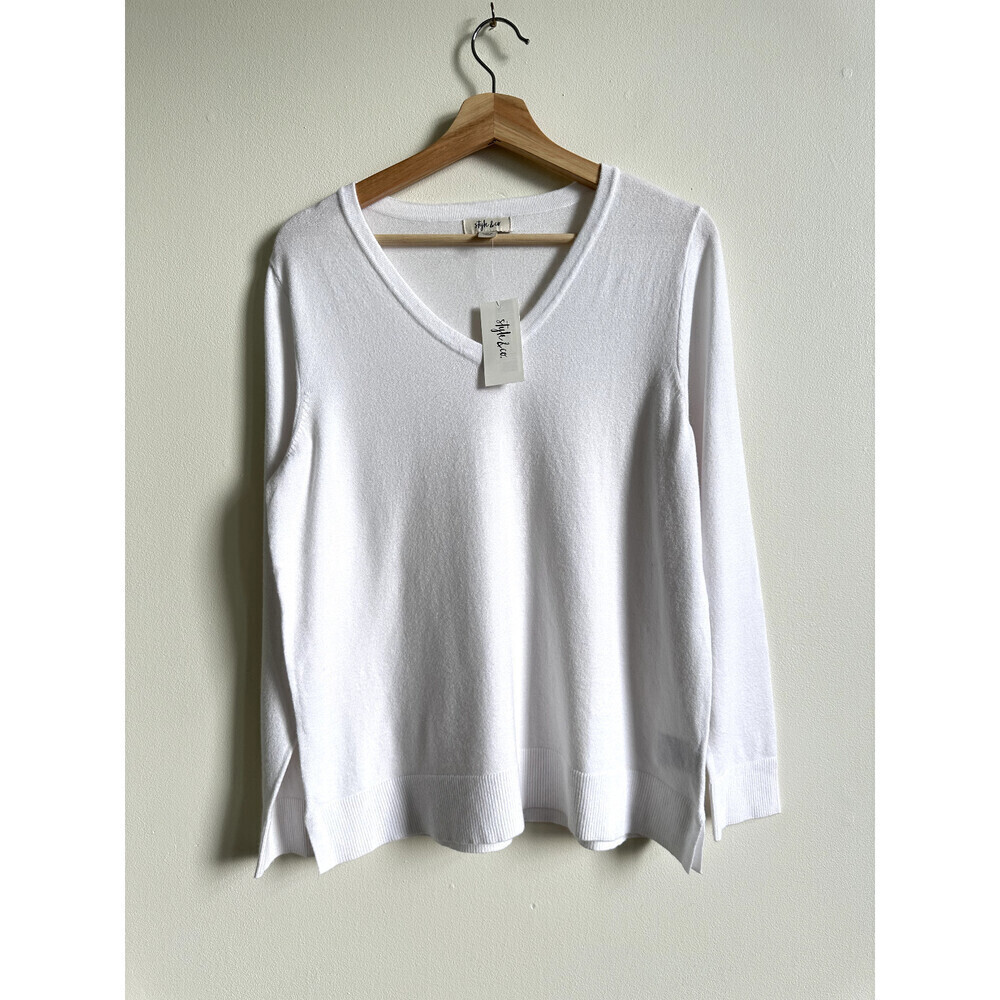 Style & Co Womens Size L Solid White VNeck Long Sleeve Sweater NWT